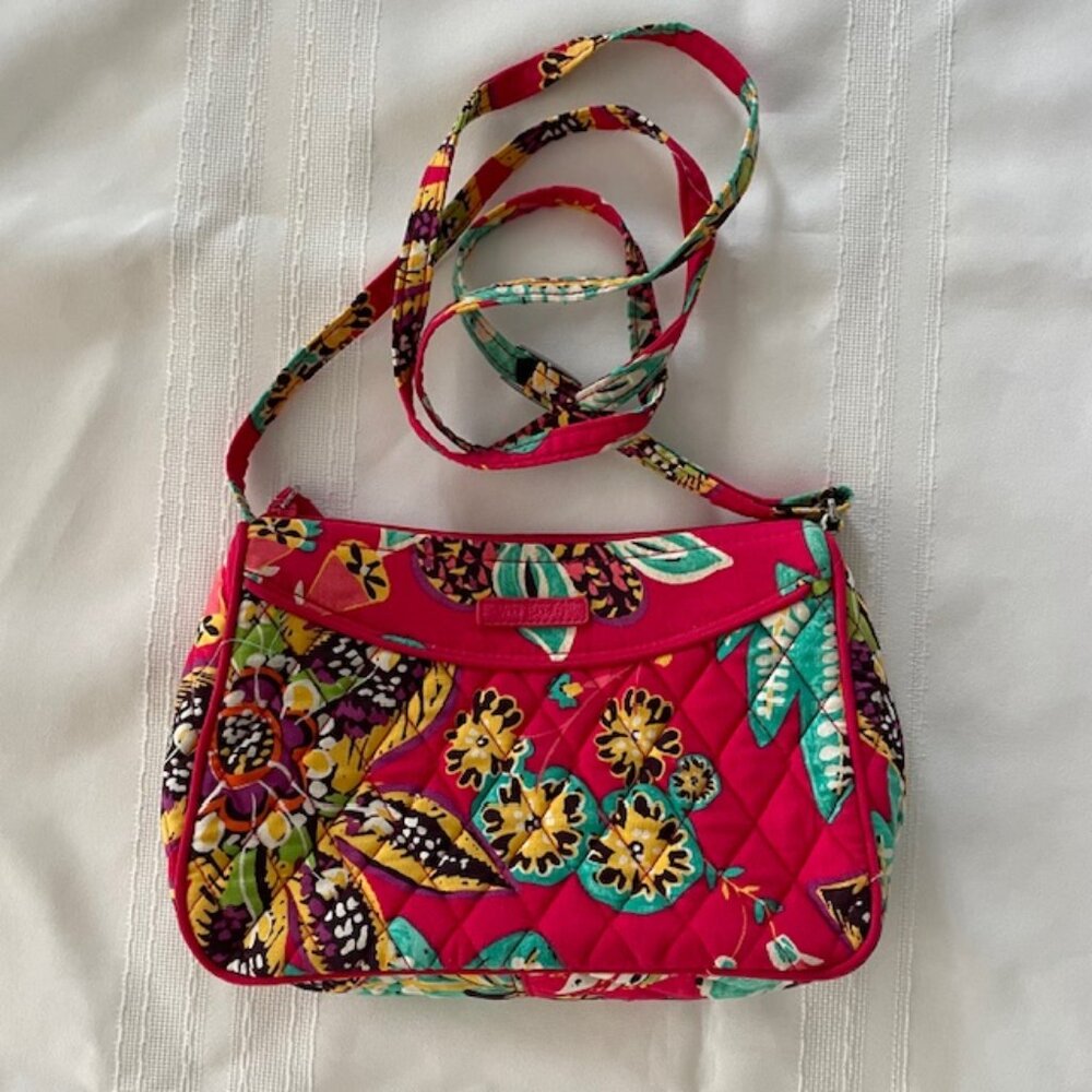 Vera Bradley Little Crossbody Purse Bag in Red Rumba Floral Tropical